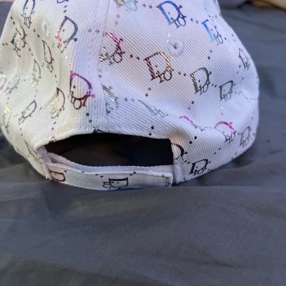Dior hat - Picture 3 of 7